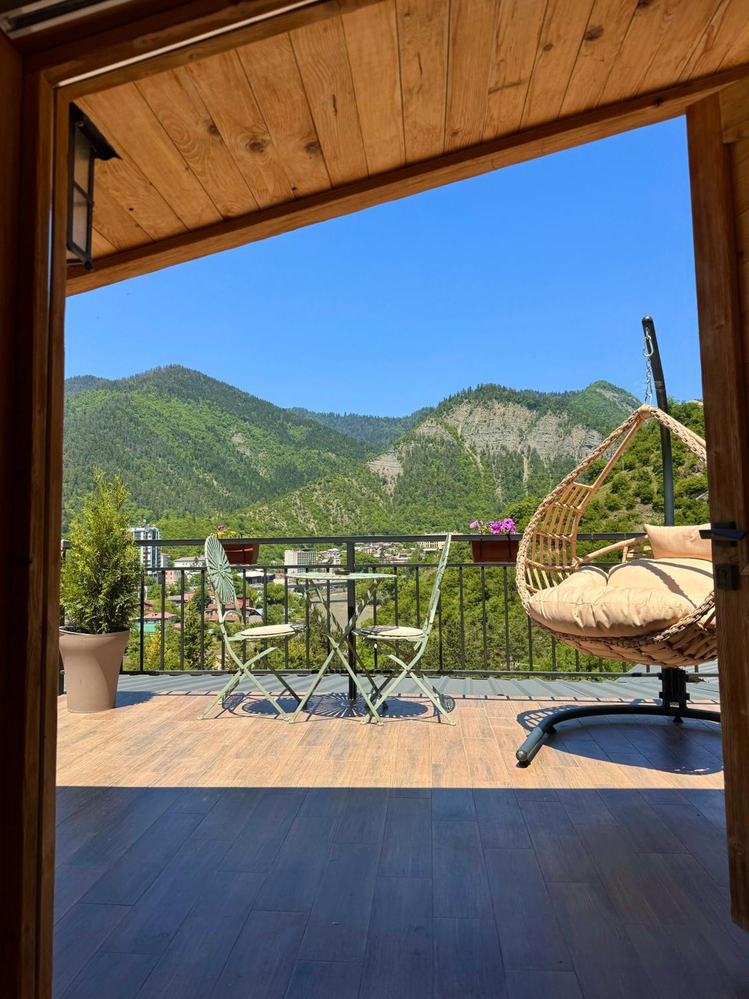 Hotel Borjomi Verde Ngoại thất bức ảnh