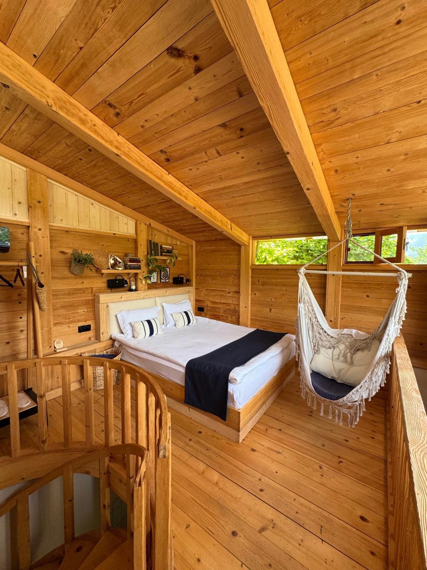 Hotel Borjomi Verde Ngoại thất bức ảnh