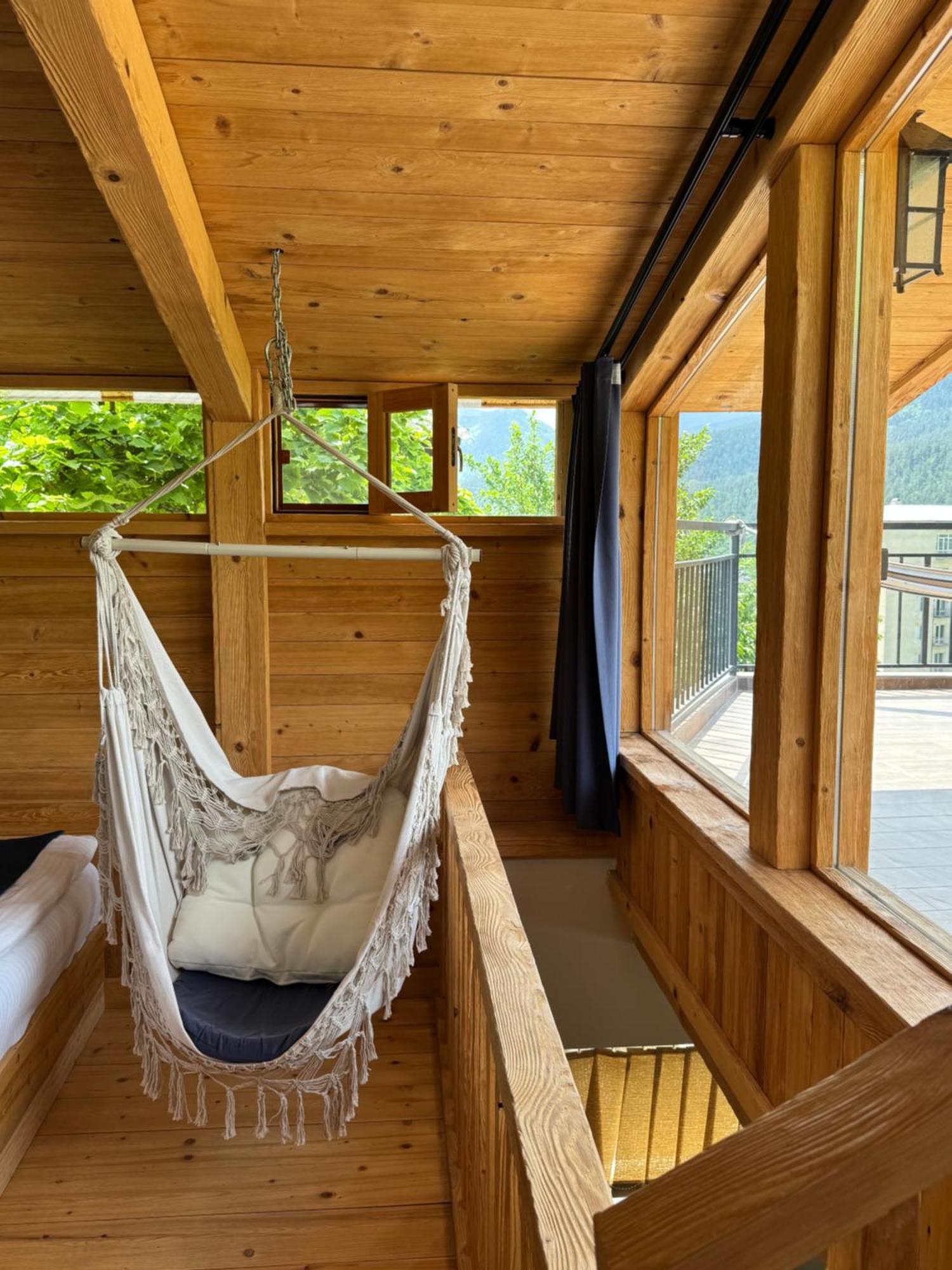 Hotel Borjomi Verde Ngoại thất bức ảnh
